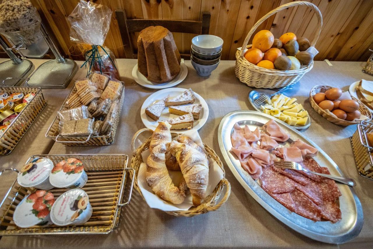 Hotel & Ristorante Serenella 브루일서비니아 외부 사진